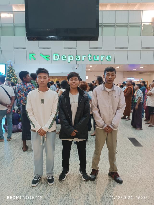 image of 技能実習生 3 名出国